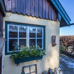  Apartment Uriges Landhäuschen